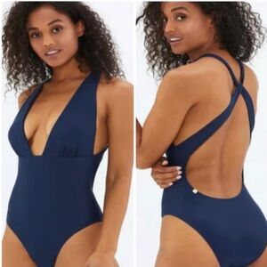 SUMMERSALT Women's The Plunge Belize One Piece Swimsuit Navy Blue Size 12